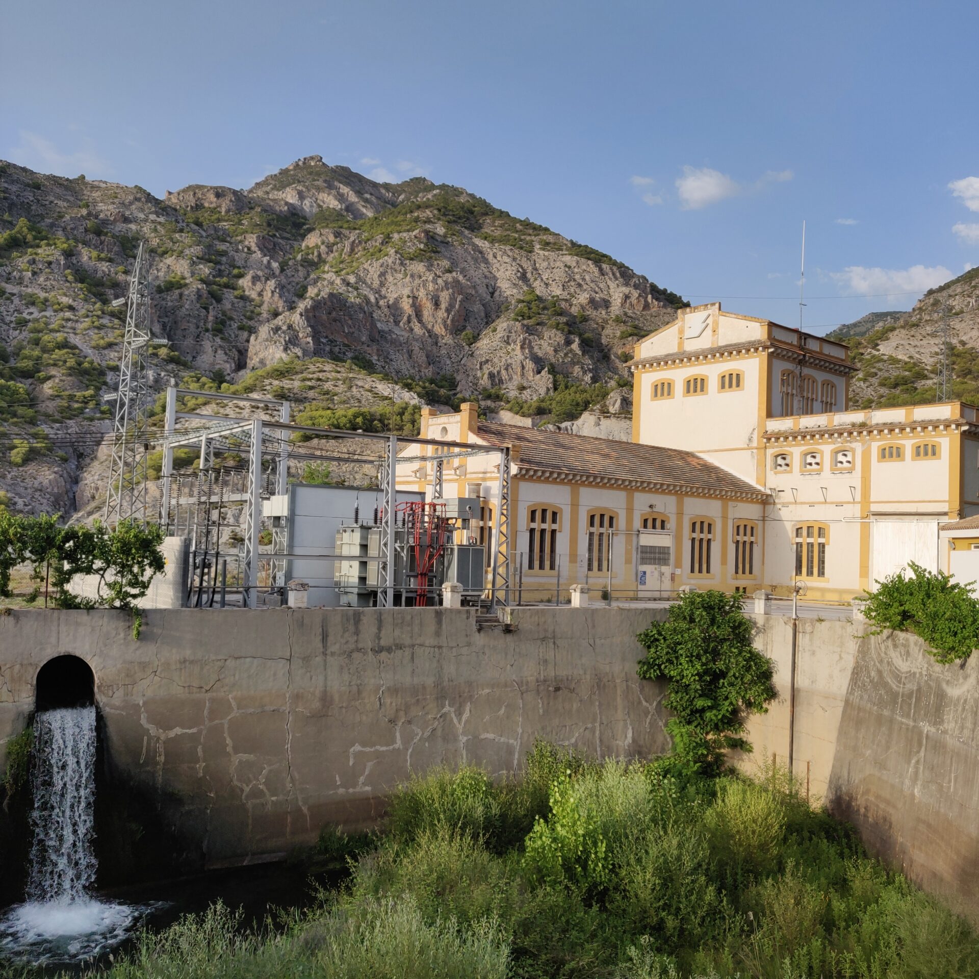 Central Hidroeléctrica "Salto de Dúrcal"
